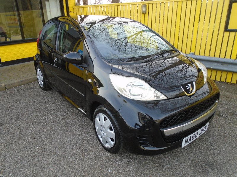 2010 107 1.0 12V URBAN HATCHBACK 5DR PETROL MANUAL EURO 5 68 PS 13... photo